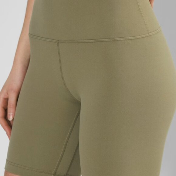 NWT Aritzia GOLDEN BUTTER Cheeky Hi-Rise Red 7" Shorts 2 - Picture 9 of 9